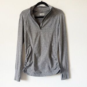 Athleta Heather Gray Knit Top size  small